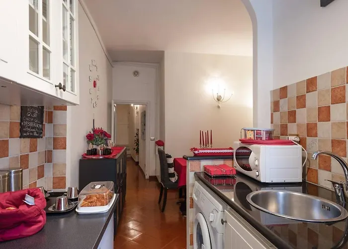 Navona Square House *
