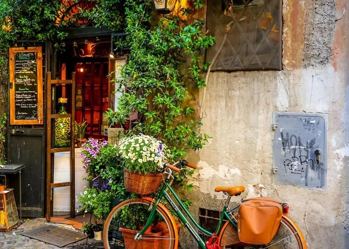 Navona Square House *
